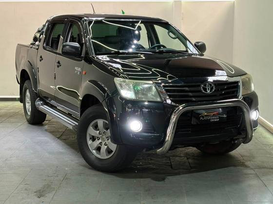 TOYOTA HILUX 2.7 SR 4X2 CD 16V FLEX 4P AUTOMÁTICO TOYOTA HILUX 2.7 SR 4X2 CD 16V FLEX 4P AUTOMÁTICO